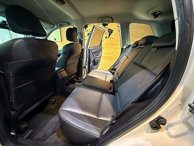 2.0 I-E 4WD 7安 快撥 循跡 定速 恆溫 電動椅 倒車顯影 ABS 安全首選  第13張相片