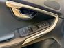 T3豪華版 I-KEY 摸門 9安 快撥 循跡 雙電動椅 恆溫 定速 盲點 停車輔助 ABS  第19張縮圖