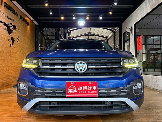 230TSI STYLE R-LINE I-KEY 6安 摸門 ACC 車道偏移 恆溫 盲點 循跡 ABS  第2張相片