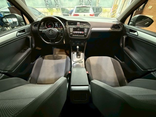改款17年式 280TSI TRENDLINE 6安 循跡 ABS  第10張相片