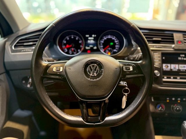 改款17年式 280TSI TRENDLINE 6安 循跡 ABS  第14張相片