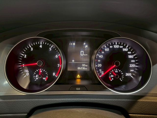 1.2 TSI TL 只跑8萬 電動後視鏡 歐系底盤 安全又穩固  第15張相片