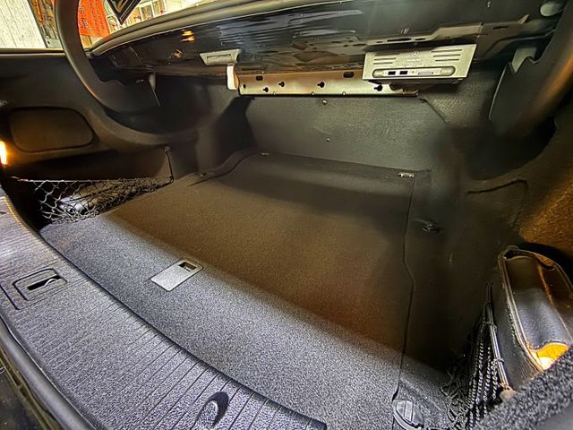 E300 ELEGANCE 快撥 定速 電動椅 多功能方向盤 恆溫 安全首選  第7張相片