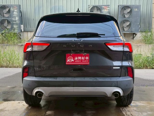 Eco Boost 180時尚型 7安 ACC跟車 車道偏移 定速 循跡 電動椅 恆溫 ABS  第4張相片