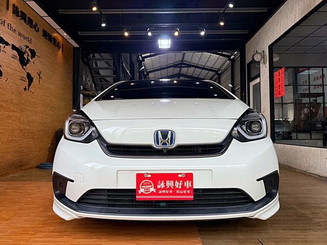 e:HEV油電版 I-KEY ACC跟車 車道偏移 360環景 倒車顯影 定速  第3張相片