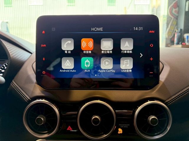 智駕尊爵版 I-KEY 6安 摸門 ACC跟車 360環景 倒車顯影 循跡 定速 恆溫 盲點 ABS  第15張相片