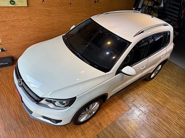 1.4TSI 只跑11萬 I-KEY 10安 摸門 導航 循跡 倒車顯影 定速 ABS  第2張相片