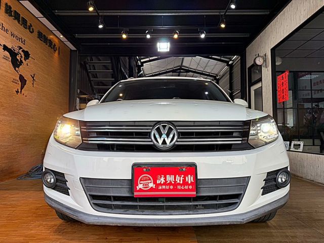 1.4TSI 只跑11萬 I-KEY 10安 摸門 導航 循跡 倒車顯影 定速 ABS  第3張相片