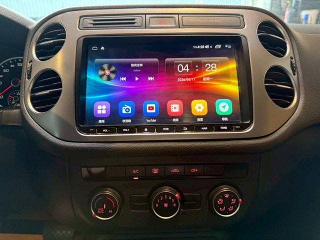 1.4TSI 只跑11萬 I-KEY 10安 摸門 導航 循跡 倒車顯影 定速 ABS  第16張相片