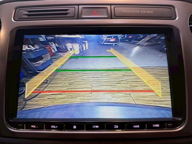 1.4TSI 只跑11萬 I-KEY 10安 摸門 導航 循跡 倒車顯影 定速 ABS  第17張相片