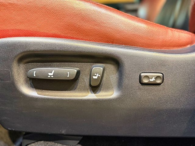 RX270 頂級版 I-KEY 電動椅 電尾門 倒車顯影 多功能方向盤 定速 安全首選  第18張相片