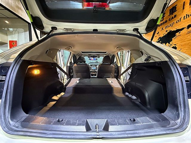 2.0 I-S EYE SIGHT I-KEY 摸門 天窗 7安 快撥 ACC 車道偏移 定速 電動椅 恆溫 盲點  第7張相片