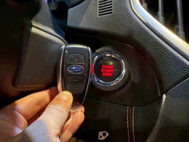 2.0 I-S EYE SIGHT I-KEY 摸門 天窗 7安 快撥 ACC 車道偏移 定速 電動椅 恆溫 盲點  第19張相片