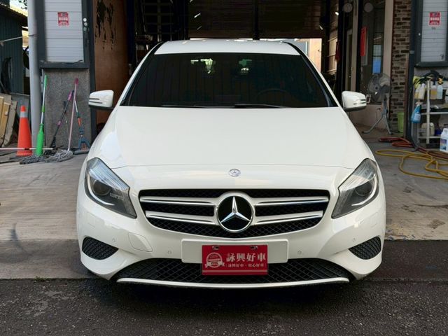 A180 9安 換檔快撥 循跡 定速 ABS 安全首選  第2張相片