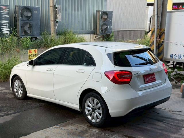 A180 9安 換檔快撥 循跡 定速 ABS 安全首選  第4張相片