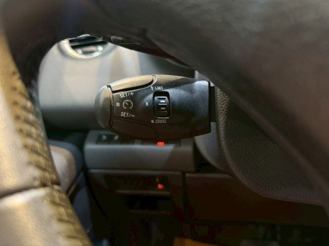 1.6 e-HDi Design 全景天窗 6安 快撥 循跡 定速 恆溫 ABS  第8張相片