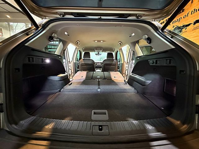 1.4TSI 豪華菁英版 I-KEY 電尾門 摸門 10安 ACC跟車 環景 電動椅 盲點 ABS  第7張相片