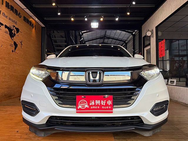 1.8S 只跑7萬 I-KEY 快撥 定速 多媒體影音 倒車顯影 循跡  第2張相片
