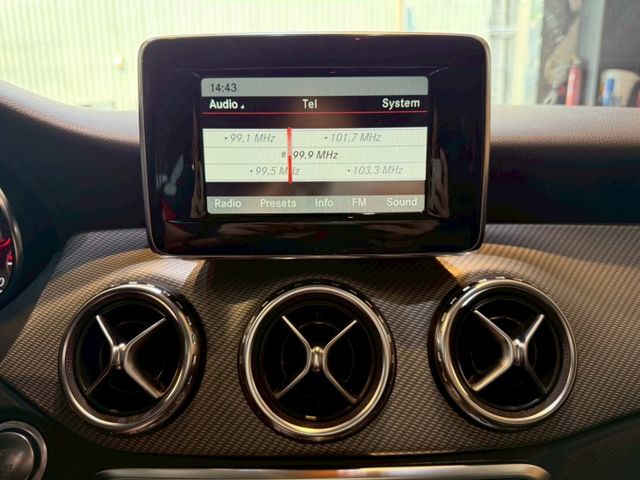 GLA180 I-KEY 8安 電尾門 快撥 定速 電動椅 恆溫 安全首選  第14張相片