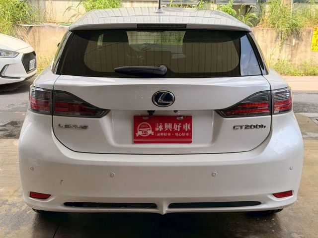 豪華版 12萬更換大電池 原廠保養資料齊全 I-KEY 10安 定速 電動椅 恆溫 ABS  第4張相片