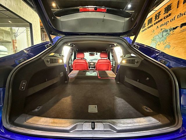只跑8萬 Levante 350 Luxury I-KEY 電動椅 快撥 360環景 倒車顯影 電尾門  第7張相片