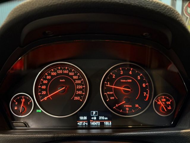 320I GT 全車M套件 四出+閥門 升降尾翼 天窗 I-KEY 電動椅 碳纖維方向盤 倒車顯影  第13張相片
