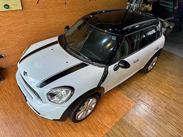 COUNTRY MAN COOPER S 6安 換檔快撥 循跡 定速 恆溫 ABS  第2張相片