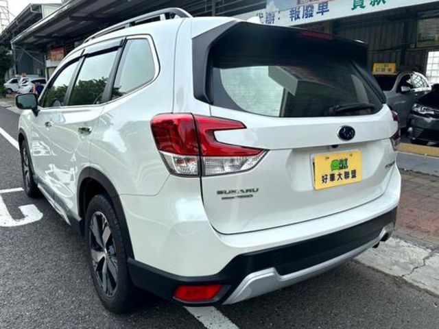 SUBARU速霸陸 FORESTER  第4張相片