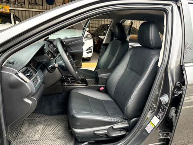 TOYOTA豐田 CAMRY  第8張相片