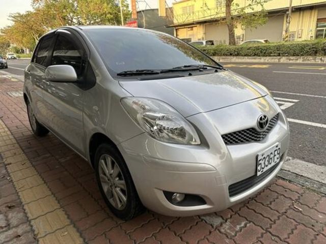 TOYOTA豐田 YARIS  第2張相片