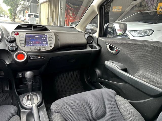 HONDA本田 FIT  第7張相片