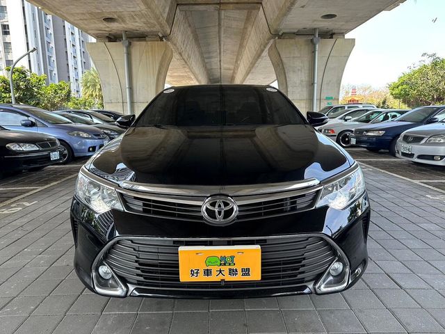 TOYOTA豐田 CAMRY  第2張相片