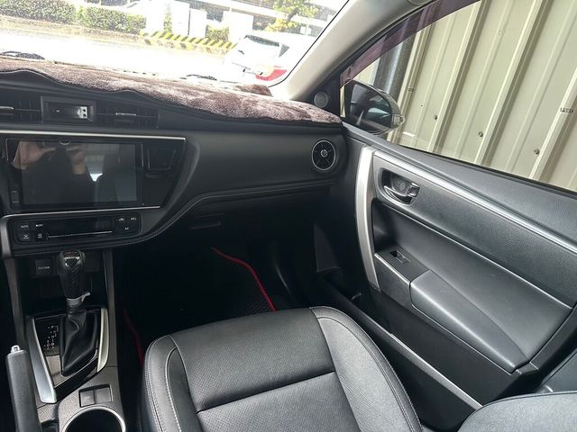 TOYOTA豐田 ALTIS  第5張相片
