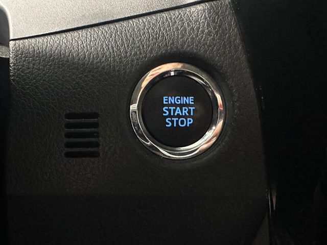 TOYOTA豐田 ALTIS  第14張相片