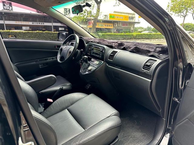 TOYOTA豐田 WISH  第11張相片
