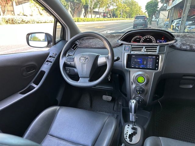 TOYOTA豐田 YARIS  第7張相片
