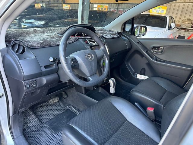 TOYOTA豐田 YARIS  第10張相片