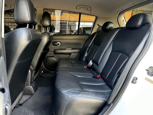 NISSAN日產 TIIDA  第14張相片