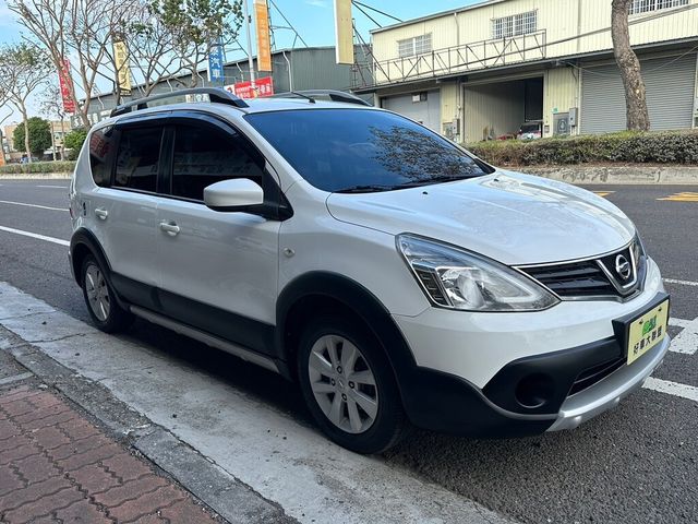 NISSAN日產 LIVINA  第2張相片