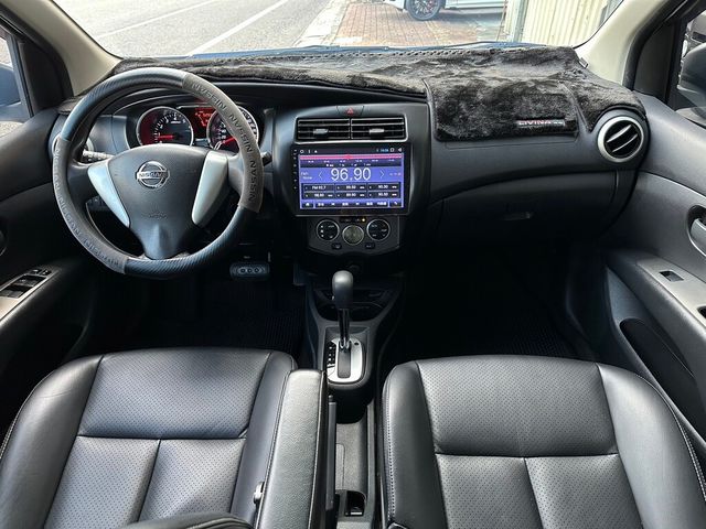 NISSAN日產 LIVINA  第5張相片