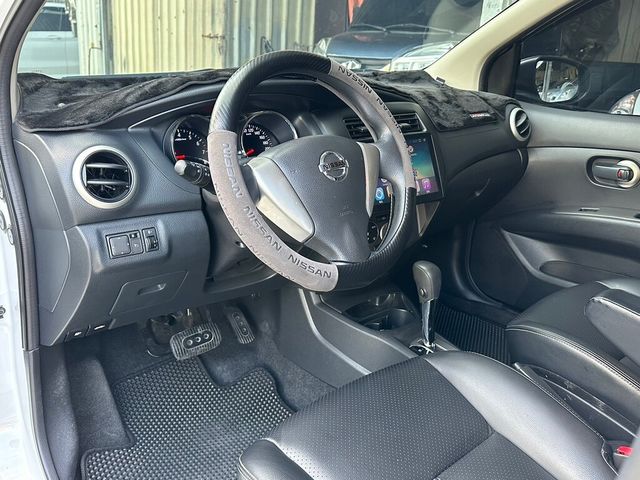 NISSAN日產 LIVINA  第9張相片
