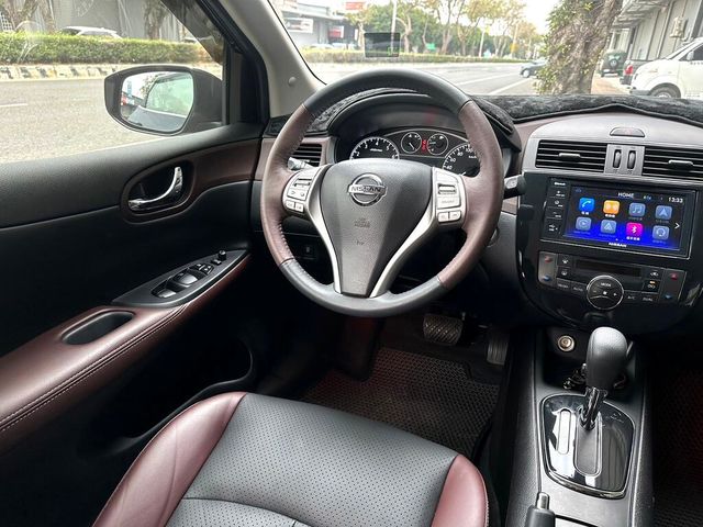 NISSAN日產 TIIDA  第7張相片