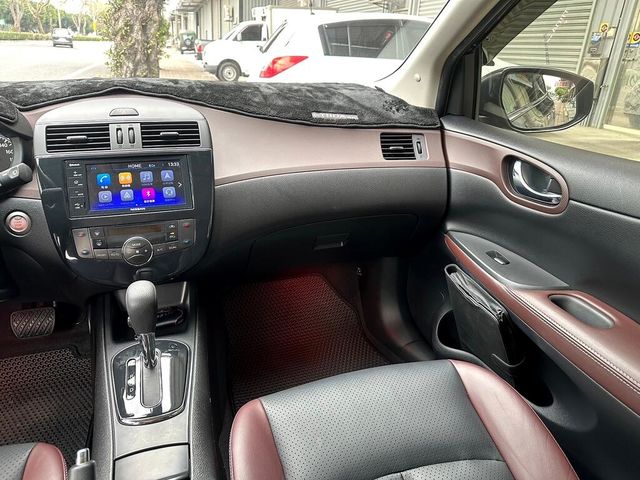 NISSAN日產 TIIDA  第8張相片
