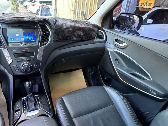HYUNDAI現代 SANTA FE  第5張相片