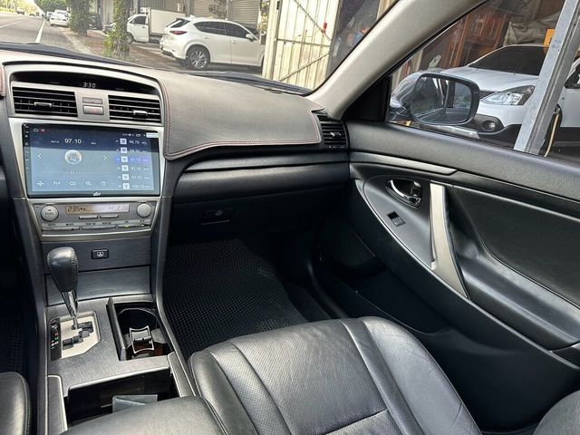 TOYOTA豐田 CAMRY  第15張相片