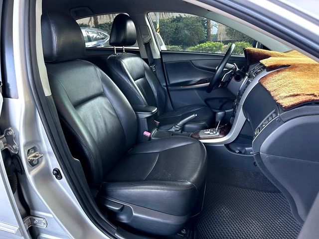 TOYOTA豐田 ALTIS  第17張相片