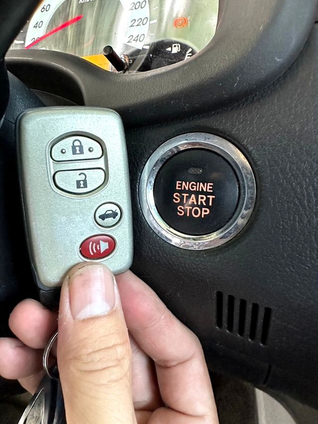 TOYOTA豐田 ALTIS  第39張相片
