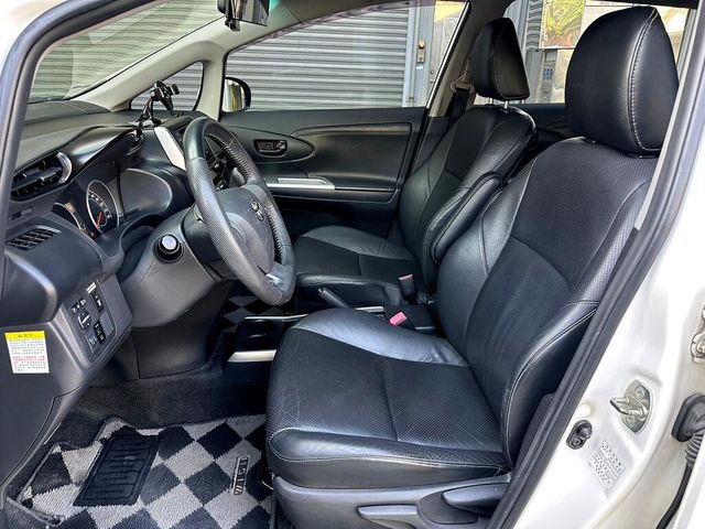 TOYOTA豐田 WISH  第13張相片