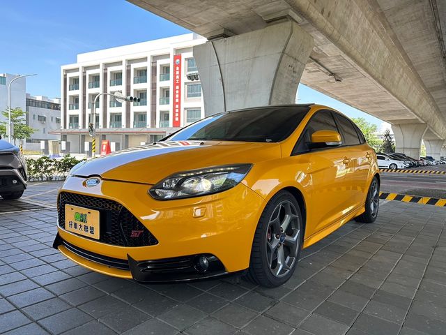 FORD福特 FOCUS ST  第1張相片