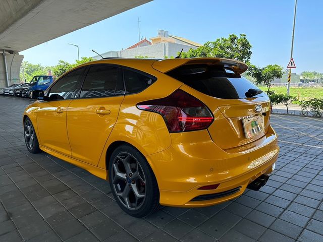FORD福特 FOCUS ST  第4張相片